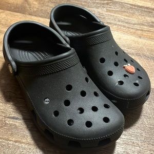 Black crocs